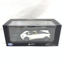1/43 Real Pagani Huayra Roadster 2017 (White)
