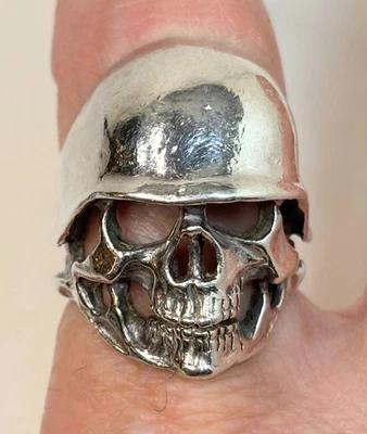 Vintage Sterling Silver Men’s Helmet Skull Gothic Biker Ring Size 9 - Image 1 of 4