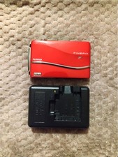 Fujifilm FinePix Z700 EXR Red Compact Digital Camera Tested Excellent Condition