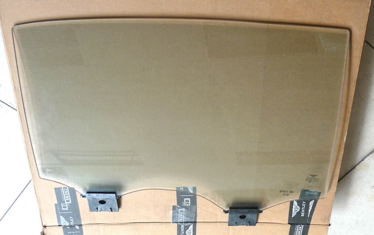Bentley Flying Spur 2020-2024 REAR+RIGHT Door glass P/N 3SE845026