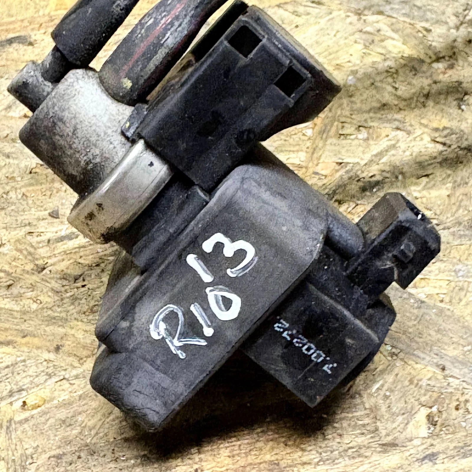 Boost pressure vacuum sensor assembly - close-up