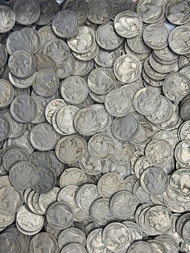 500 U.S. buffalo nickels with readable dates: many '20s & '30s