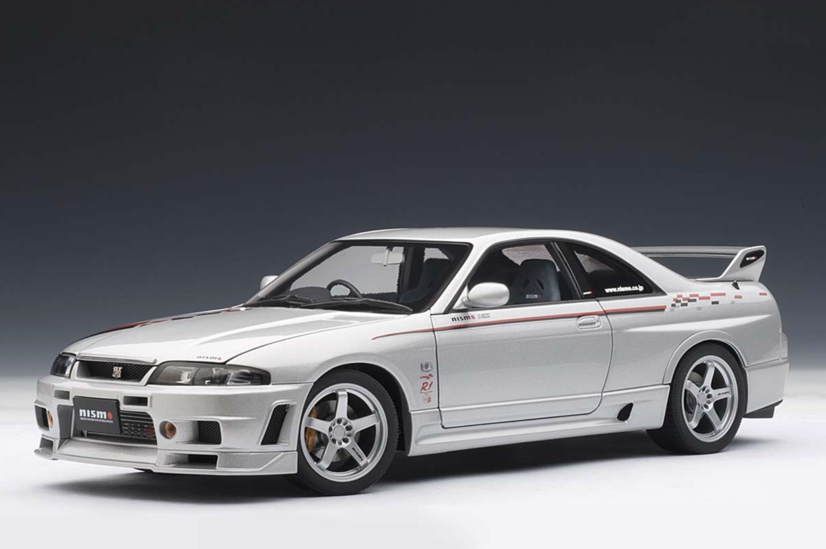 SUPER RARE* Autoart 1/18 Nissan Skyline GTR R-Tune R33 Silver