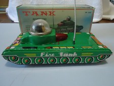 Tin Lithograph FRICTION Toy FIRE TANK SPARKS w/BOX 956 EXC 