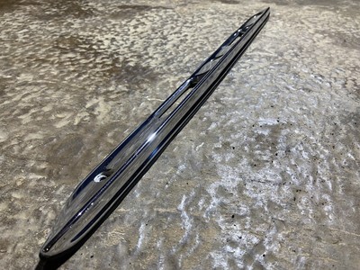 MERCEDES BENZ W124 Tailgate Handle Chrome With Pad Genuine 