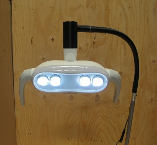 Safari LED Light with Sensor Mobile Portable Dental Veterinary Lab Cosmetology - Picture 4 of 12