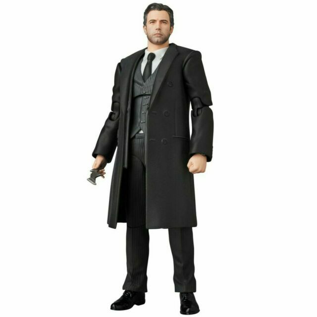 bruce wayne mafex