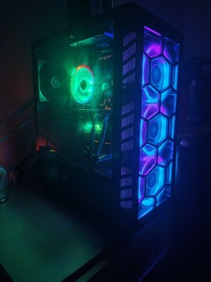 Gaming PC | RTX 3070 Gaming OC Rev.2 | 16 GB DDR4 | 750GB | NVMe | Top Zustand