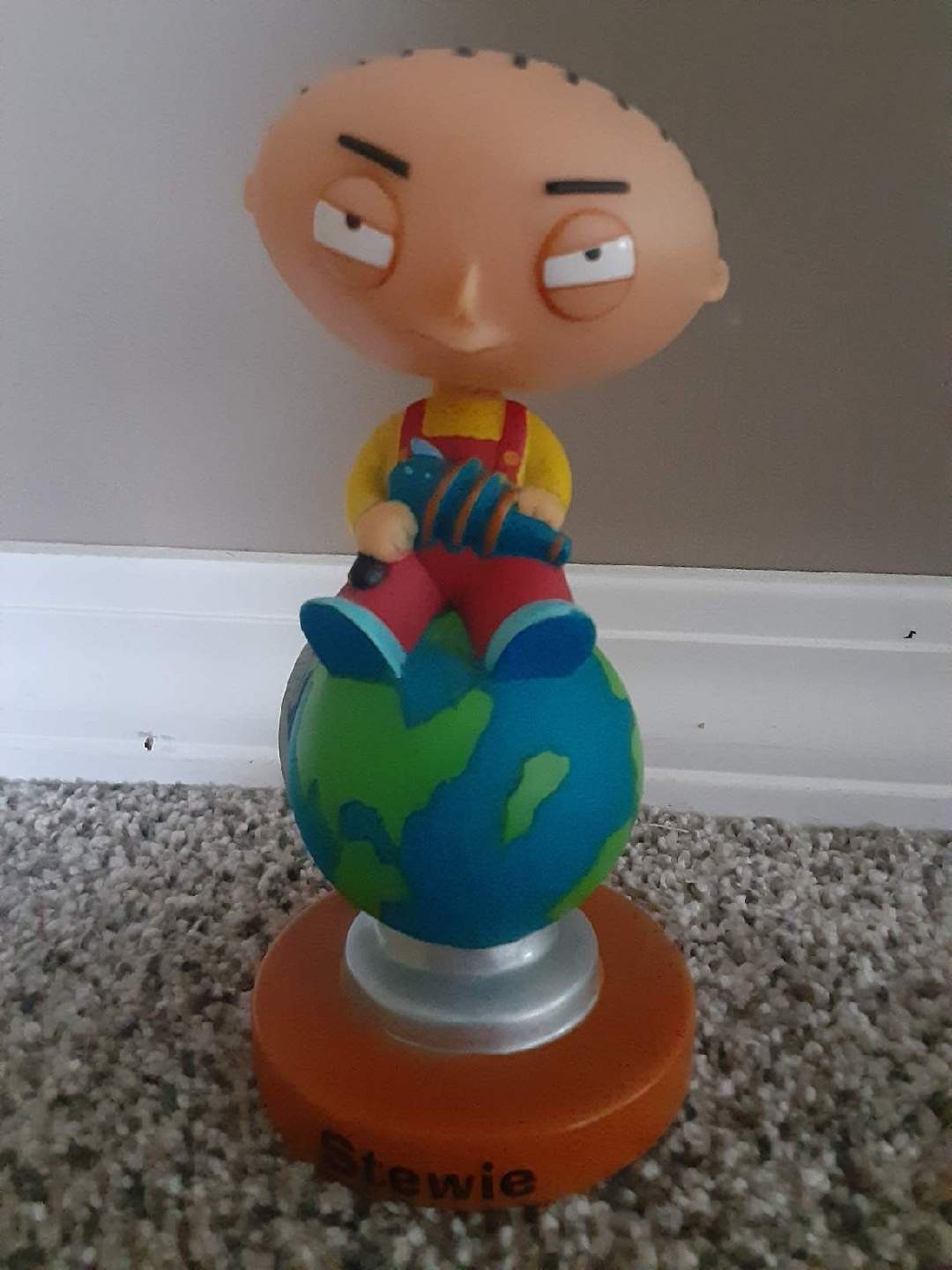 Family Guy Wacky Wobblerz Bobbleheads Stewie Griffin | 2005 Funko
