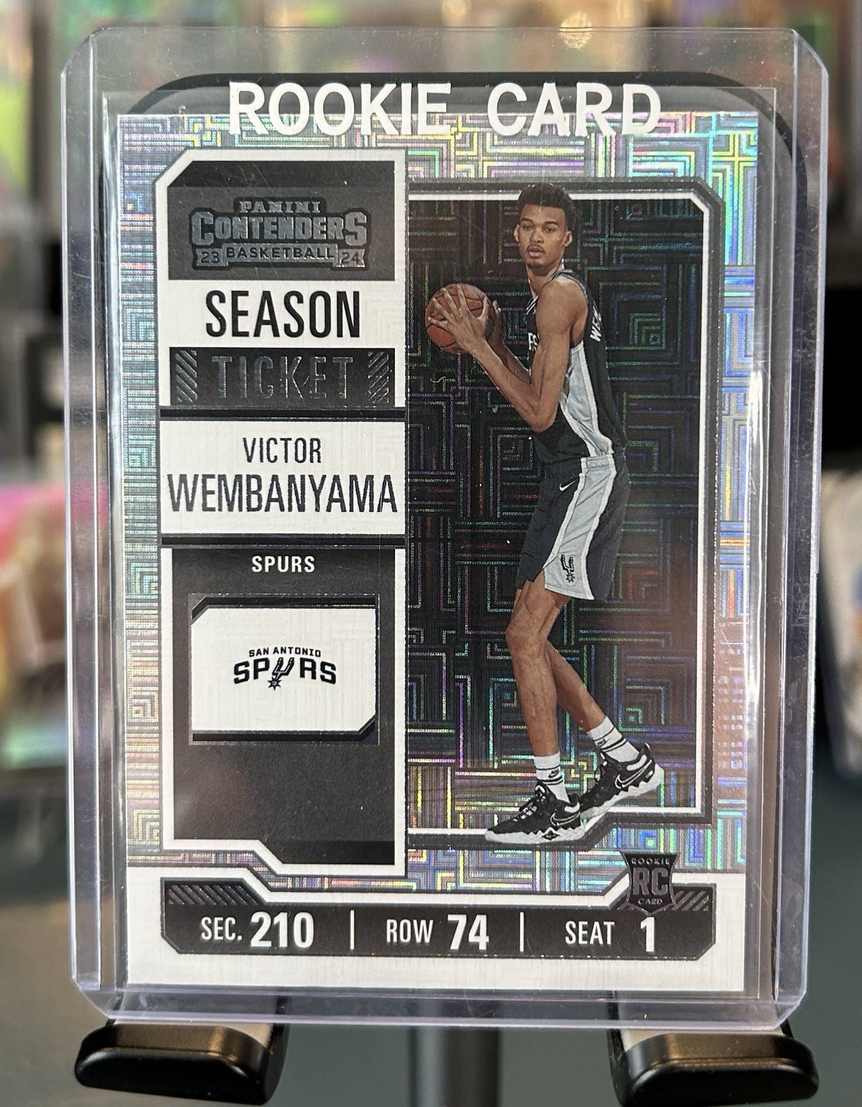 2023-24 Panini Contenders -Victor Wembanyama Mojo #11 (RC)