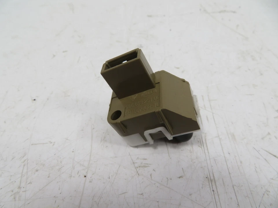 Porsche Boxster S 986 Sensor, Anti-Theft Alarm Light 99665325100 - Image 2 of 2