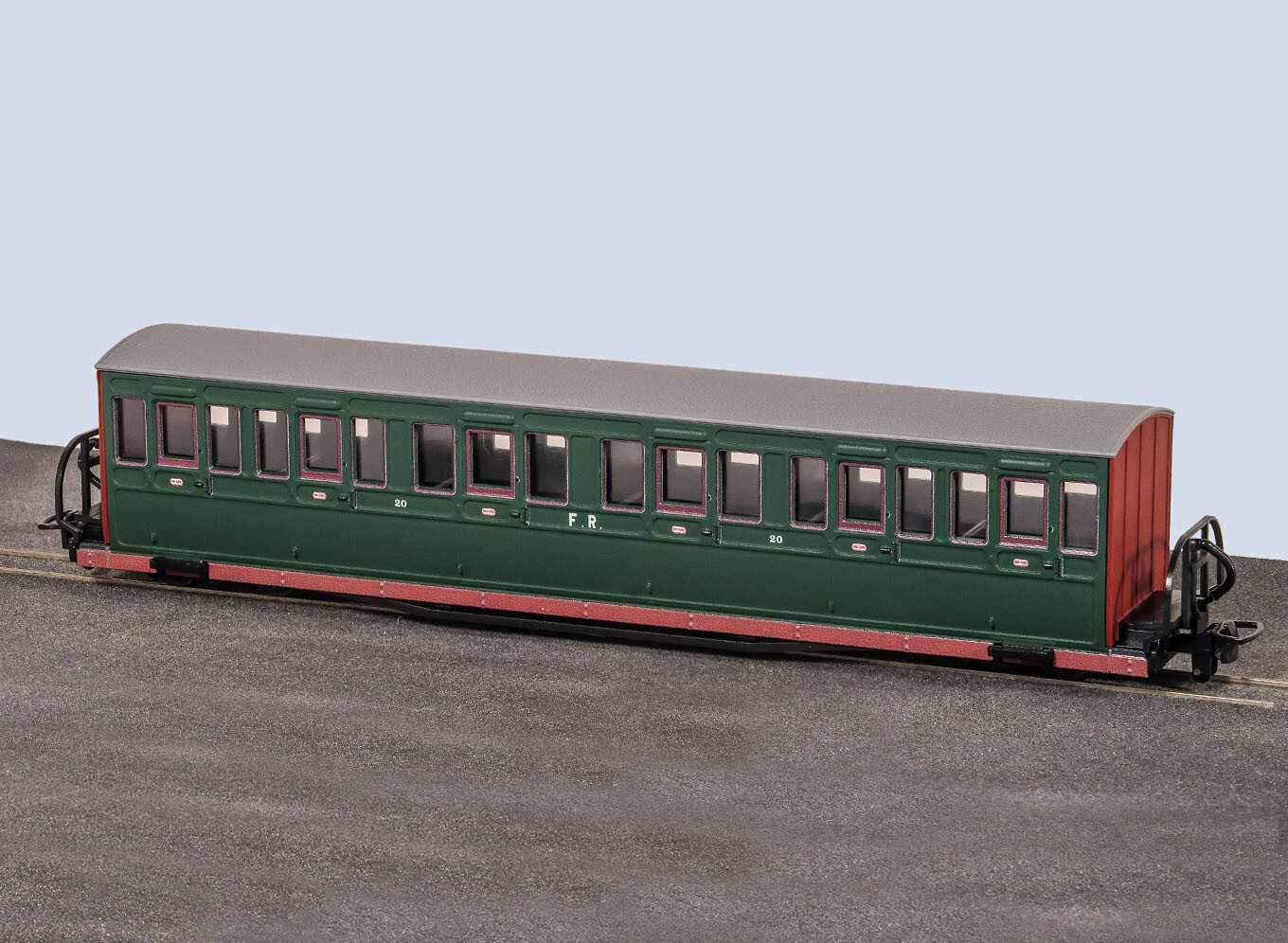 Peco GR-623B OO-9 Ffestiniog Railway Bowsider Long Coach Colonel Stephens Livery