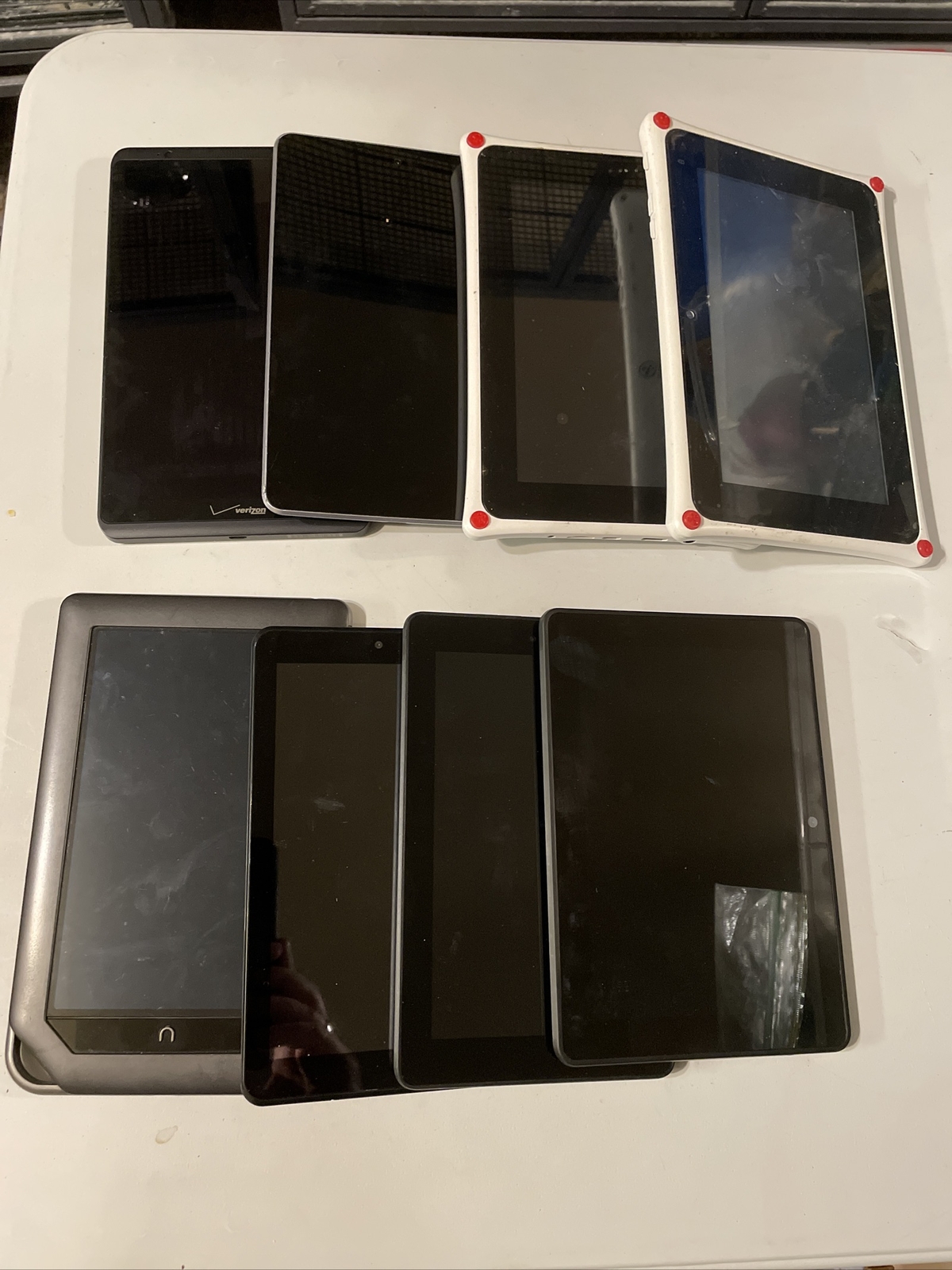 Tablet Bundle Lot of 8 For Parts. Various Models & Makes-image