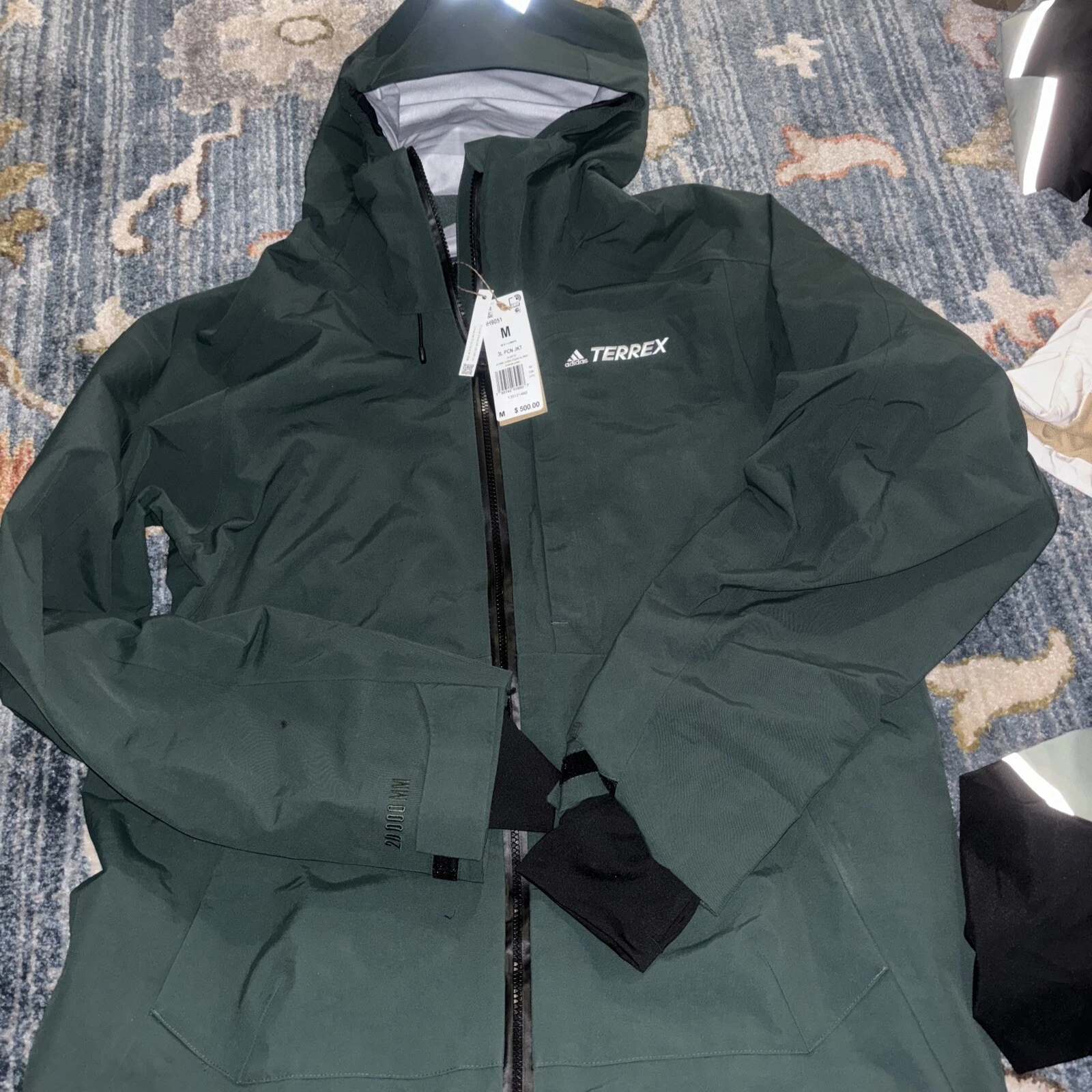 Adidas NEW Terrex 3 layer green alpine snow jacket Mens Size Medium $500 HH9051