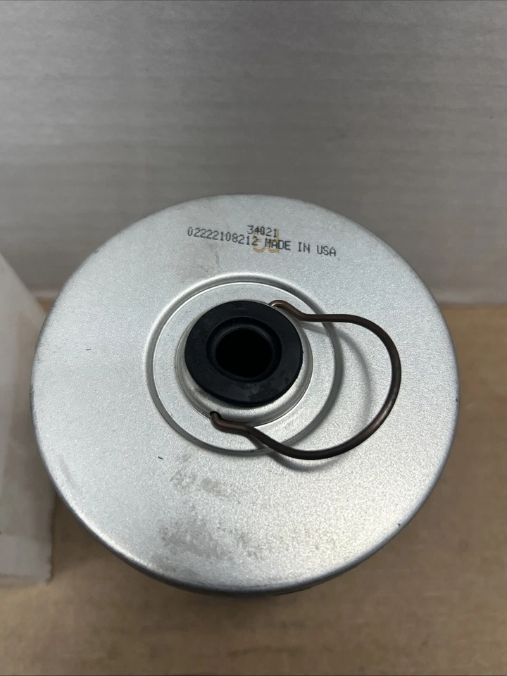 Luber-Finer P3 Engine Oil Lube Filter Replaces Chrysler J0909335 J0647345 - Image 4 of 4