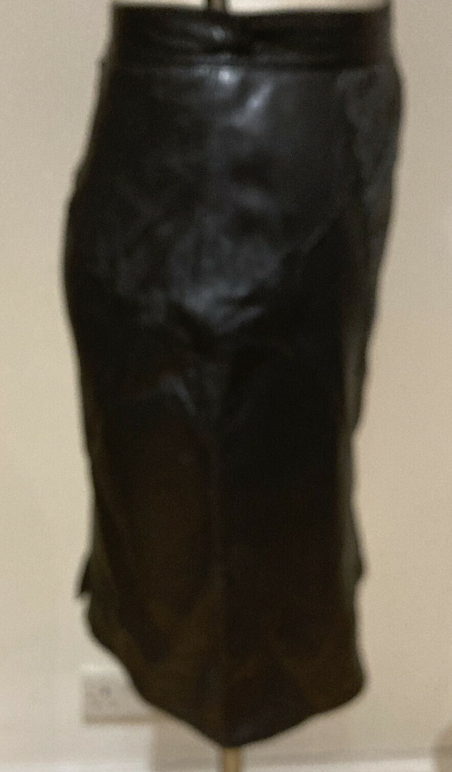 Black Leather Vintage Pencil Skirt 1980s, (13.5" across waist approximately) 5