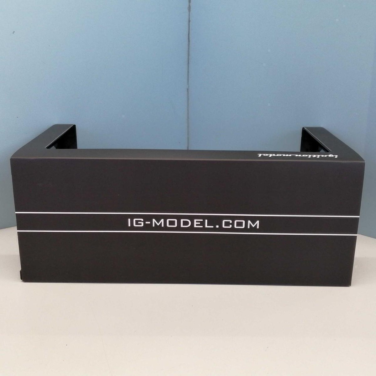 ignition model 1/18 scale Mazda RX-7 (FD3S) FEED Black ignition model 1/18 scale Mazda RX-7 (FD3S) FEED Black