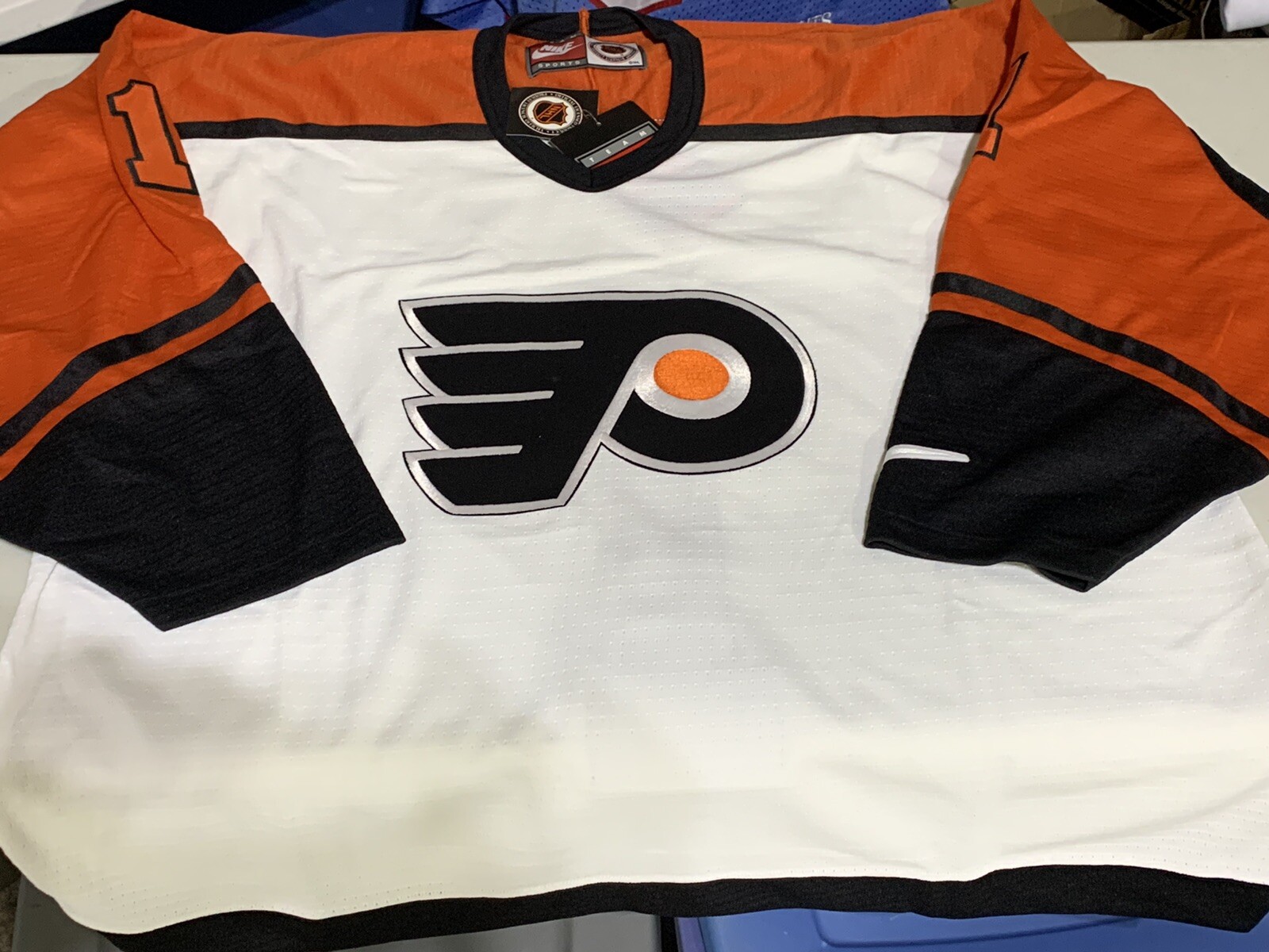 Bernie Parent, Philadelphia Flyers HOF signed Nike Jersey JSA authenticated