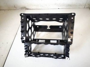 Volkswagen Polo 2010 Other holders 6r0858005, Genuine #2029642-77