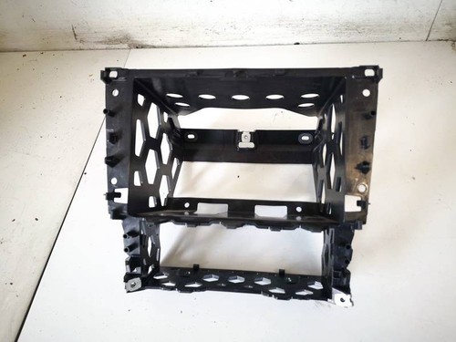 Volkswagen Polo 2010 Other holders 6r0858005, Genuine #2029642-77