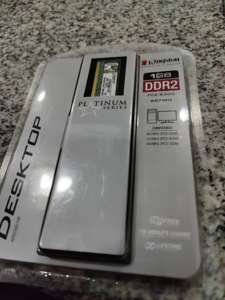 Kingston DESKTOP 1GB DDR2 Platinum Series Memory PC2-5300 667 MHz KPR5300/1GR    - Image 2 of 3