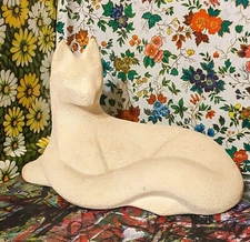Vintage Large Ceramic White Royal Haeger Textured Cat MCM Design 1993 Figurine