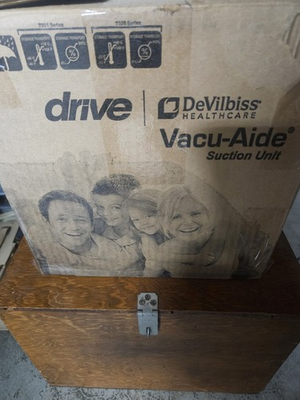#ad Drive DeVilbiss Vacu Aide Portable Suction Pump 7305 Series $178.00
