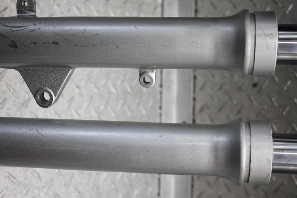 Yamaha RT180 1991 suspensión delantera derecha izquierda horquillas amortiguadores Foto 4 de 4