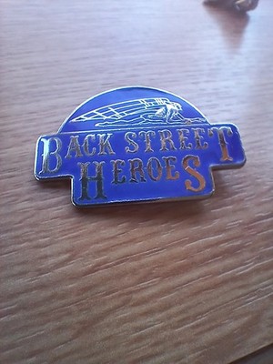 V seltenes Original BSH Back Street Heroes Biker Emaille Abzeichen (A3)