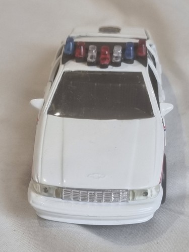 US Police Road Champs National Law Enforcement Officers Memorial Diecast 1:43 - Picture 5 of 5