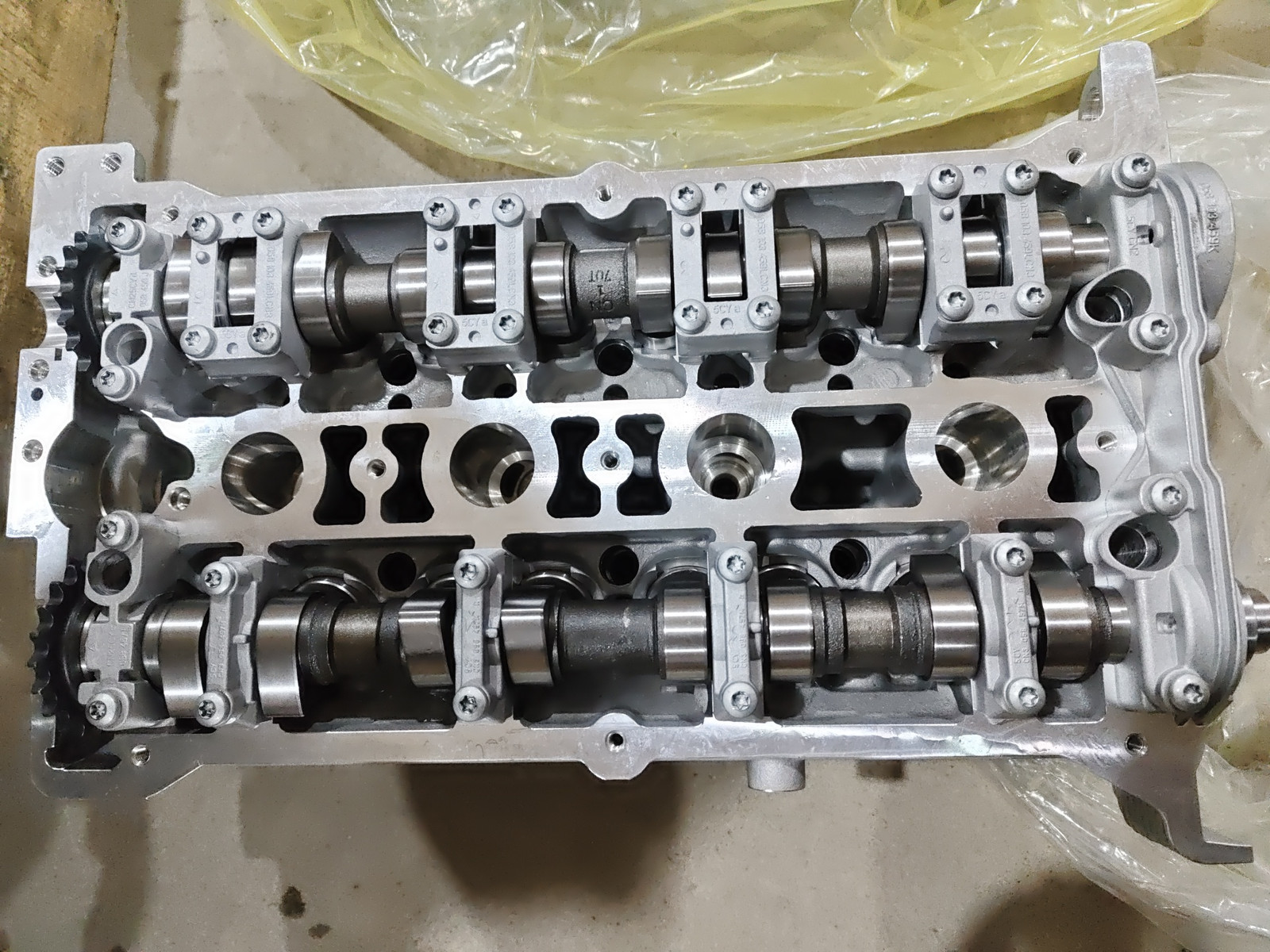 1.8T 20V Assembled Cylinder Head for VW Jetta Beetle Passat Golf Audi A4 TT