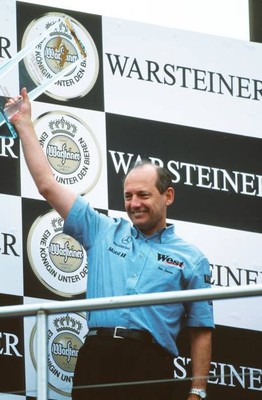 Ron Dennis Mclaren Boss with constructors trophy F1 W/C Rd15 Luxem- Old Photo