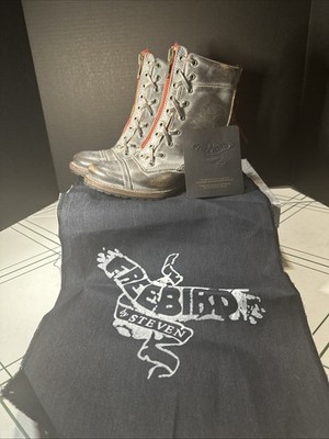Freebird By Steven Boots Liverpool Size 7 Ice Gray Leather Red Zipper Bootie