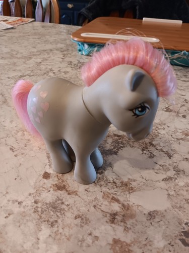 Vintage 1982 My Little Pony G1 Snuzzle Grey Pink Hearts CONCAVE HOOFS - Bild 3 von 5