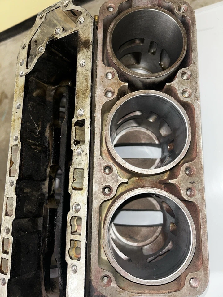 Modelo Mercury 200 HP diámetro cromado años 80 Foto 3 de 4