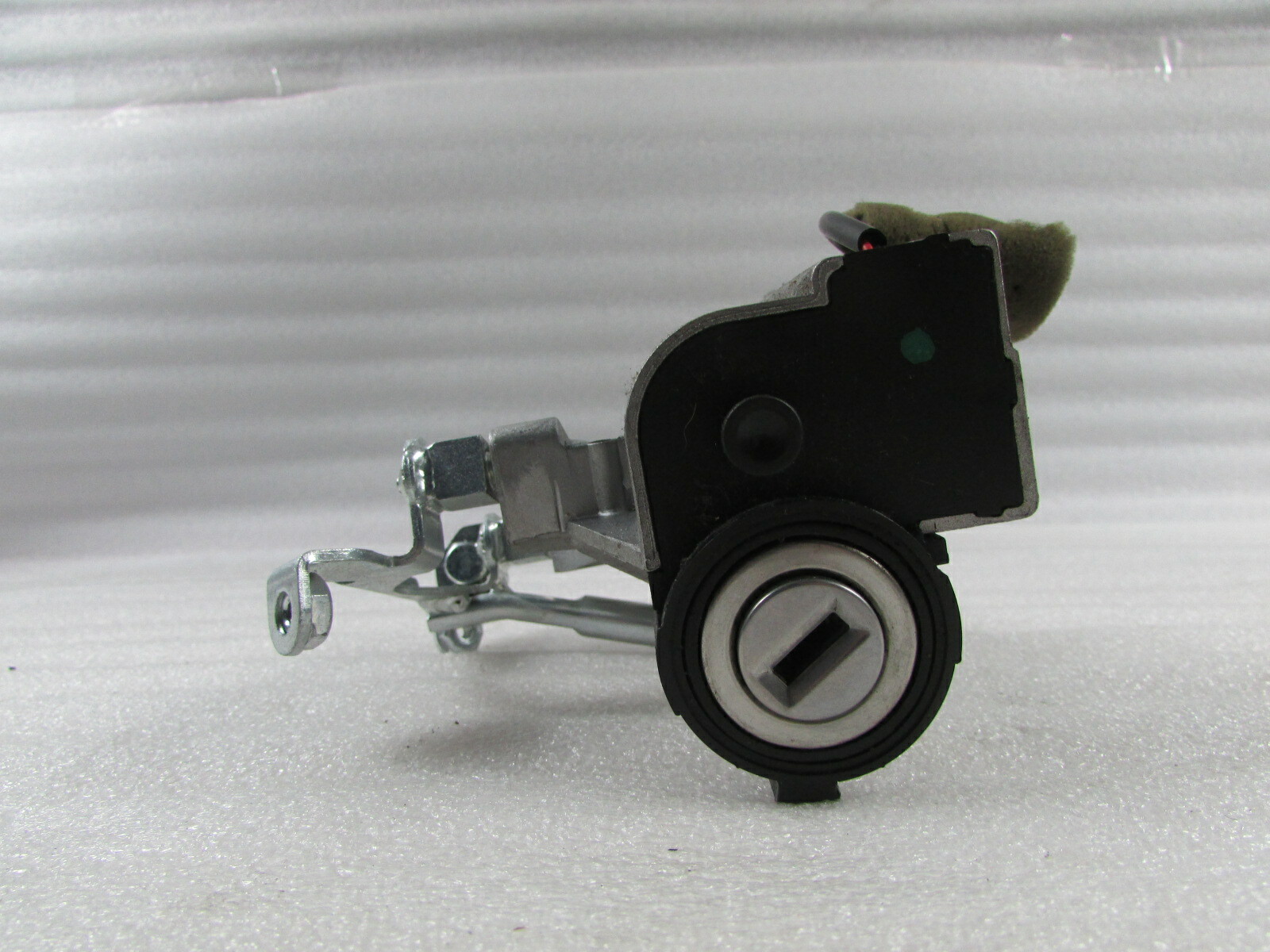 Ferrari California, Ignition Switch w/o Key, Used, P/N 247058