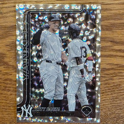 2025 Topps Update US85 Silver Crackle Foilboard City Boys Judge Chisholm Yankees