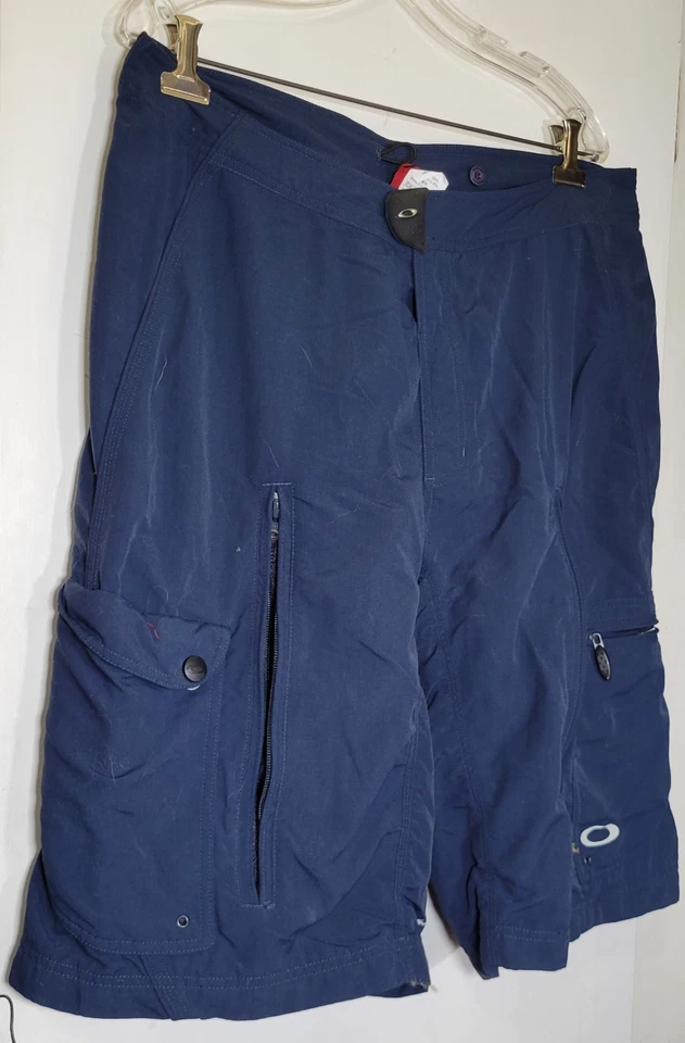 Pantalones Cortos Acolchados Bicicleta de Montaña MTB Forrados Azul 2XL De Colección Y2K Oakley Software Para Hombre Foto 2 de 4