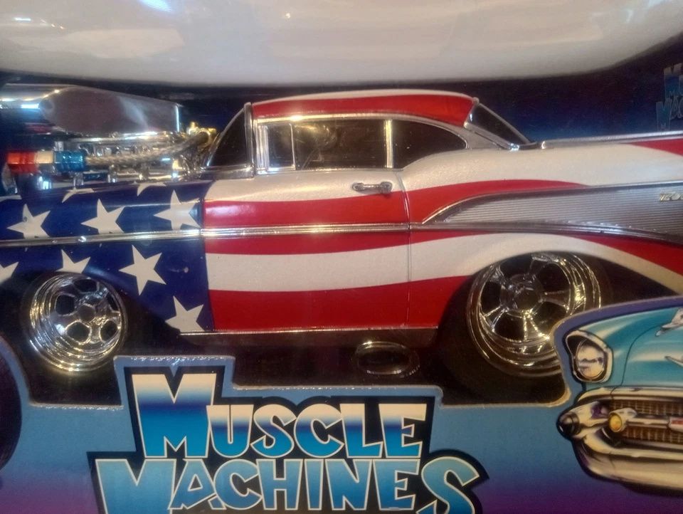1:18 Muscle Machines ‘57 Chevy Bel Air Stars & Stripes Version Sealed - Image 3 of 4