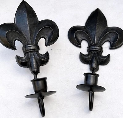 Vintage Paar schwarze Metall Fleur-de-lis Wand Kerzenleuchter Halter Stäbchen Gothic