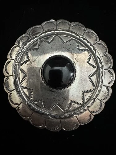Vintage NAVAJO J.Smith Sterling Silver Designed Onyx Large Brooch Signed Native