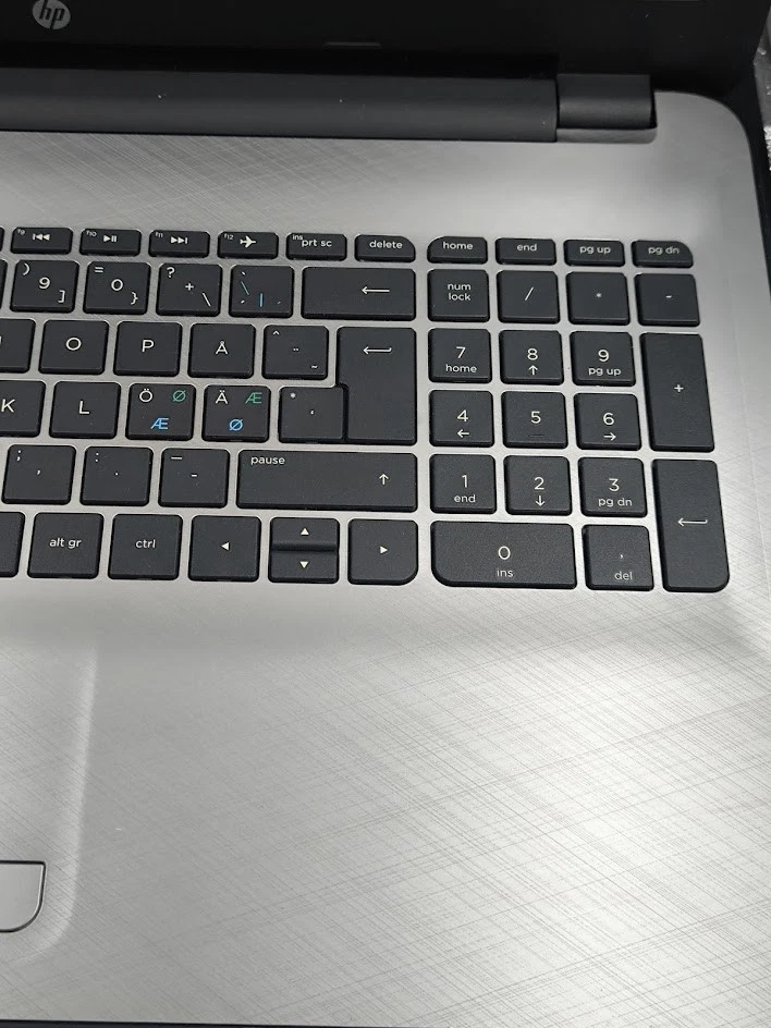 HP Notebook 15-af101no 15,6" AMD A8 8 Go RAM Pas De SSD Fonctionnel - Photo 3/4