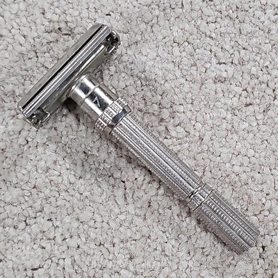 Vintage GILLETTE Adjustable Slim Safety Razor L4 1966