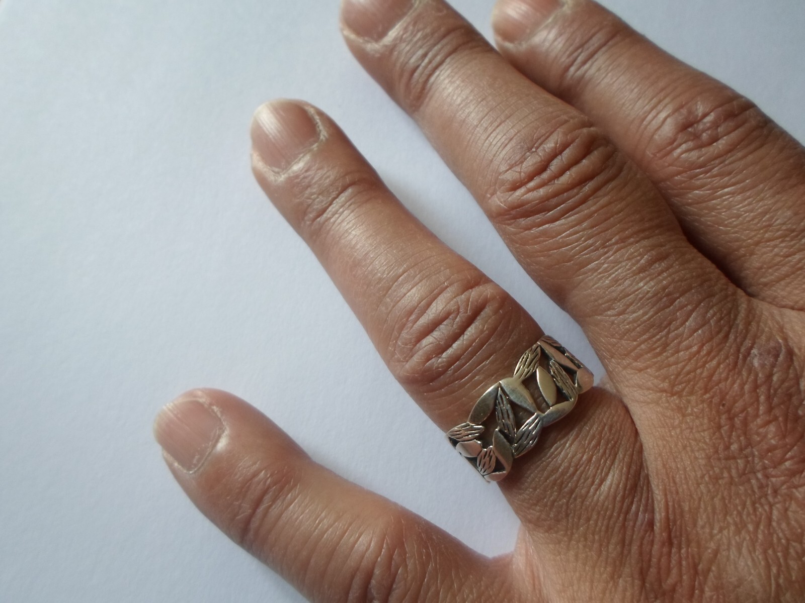 solid silver ring, partially chiseled openwork ri… - image 3