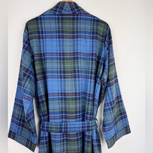 The Vermont Country Store Portuguese Flannel Robe - Picture 7 of 9