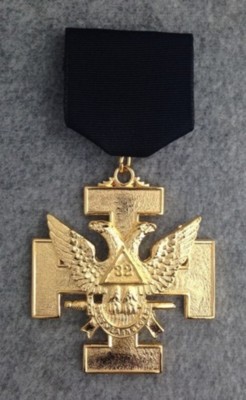 32nd Degree Jewel - Wings Up (Black Ribbon) - (RSR-3)