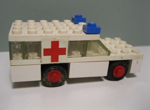 lego vintage ambulance