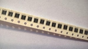 Zae573 Lot Of 100 Pcs Vishay Crcw121027r4fkea Resistor 27 4 Ohm 1 1 2w 1210 Smd Ebay