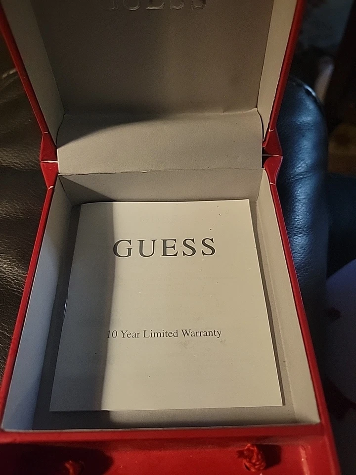 Nuevo Reloj Guess W80019L1 Damas 100% Genuino Con Estuche de Regalo e Inserto Foto 2 de 4