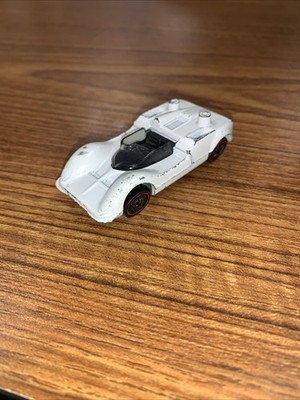1968 Mattel Hot Wheels Redline White Enamel Chaparral 2G w/ Spoiler